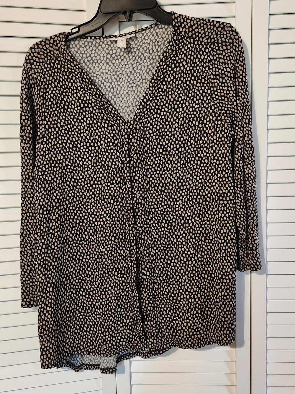 Dana Buchman Black and Cream Dot Print V-Neck Blouse